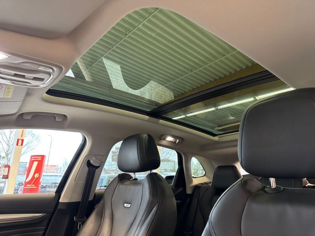 Mg Marvel R 2022 Musta