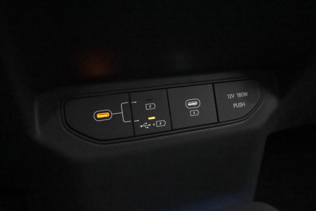 Kia EV3 2026 Valkoinen