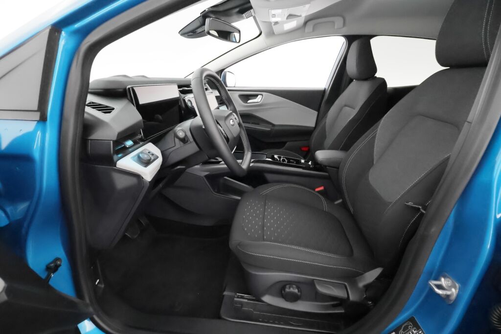 Ford Puma Gen-E 2025 Sininen