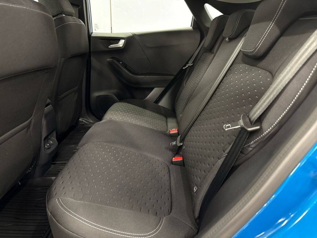 Ford Puma Gen-E 2025 Sininen