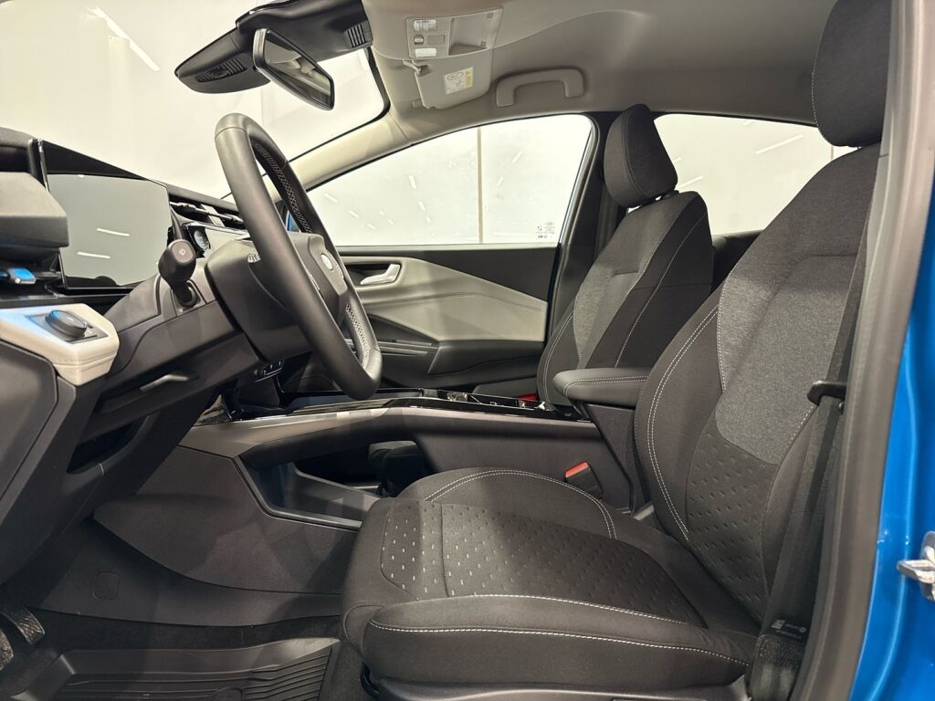 Ford Puma Gen-E 2025 Sininen