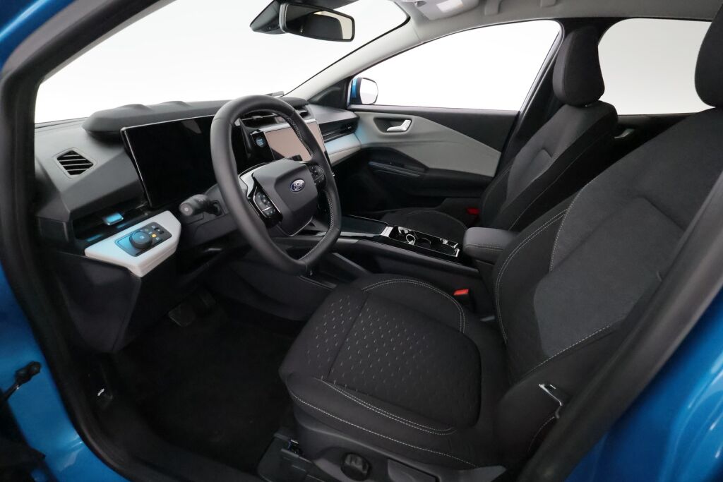 Ford Puma Gen-E 2025 Sininen