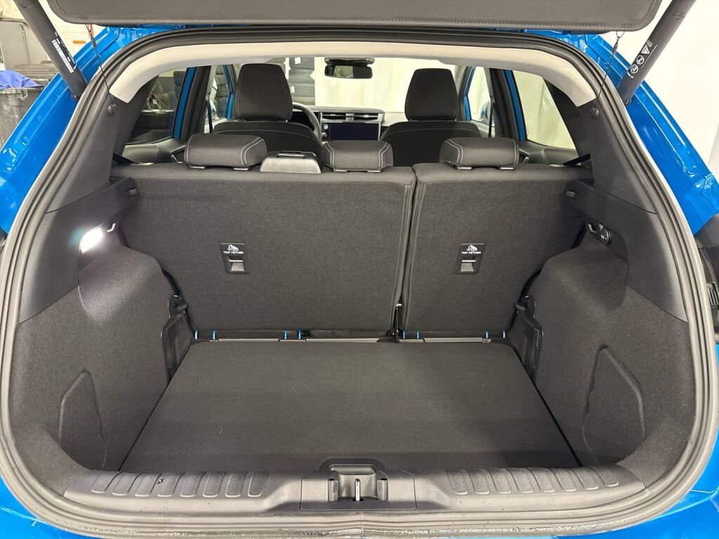 Ford Puma Gen-E 2025 Sininen