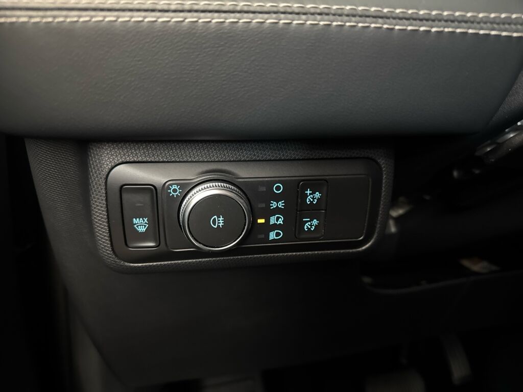 Ford Mustang Mach-E 2021 Sininen