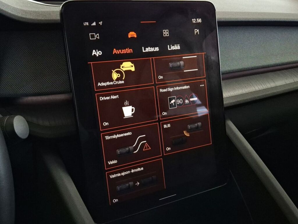 Polestar 2 2021 met.sininen