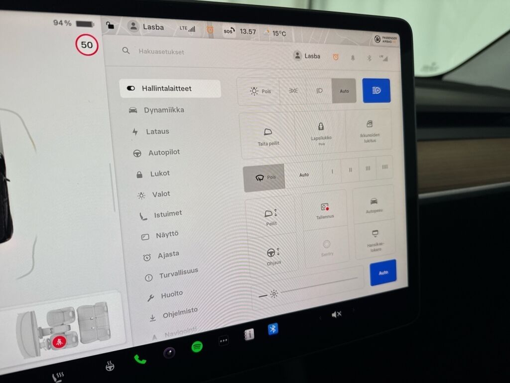 Tesla Model Y 2022 Musta