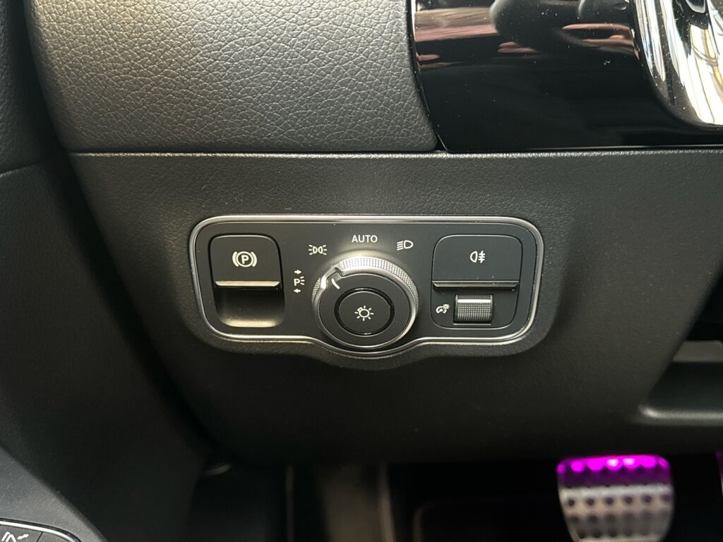 Mercedes-Benz EQA 2023 Harmaa