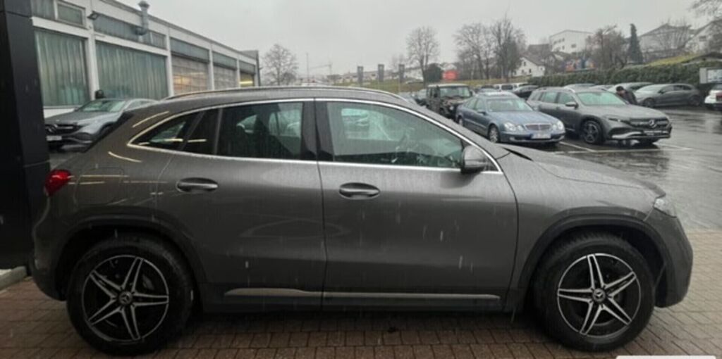 Mercedes-Benz EQA 2023 