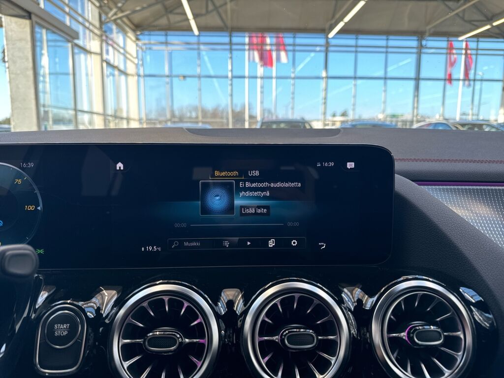 Mercedes-Benz EQA 2023 Harmaa