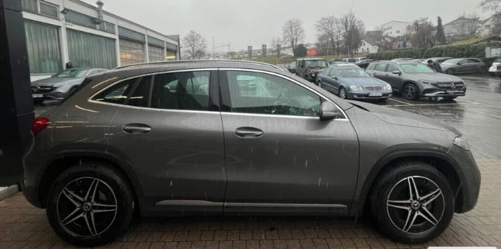 Mercedes-Benz EQA 2023 