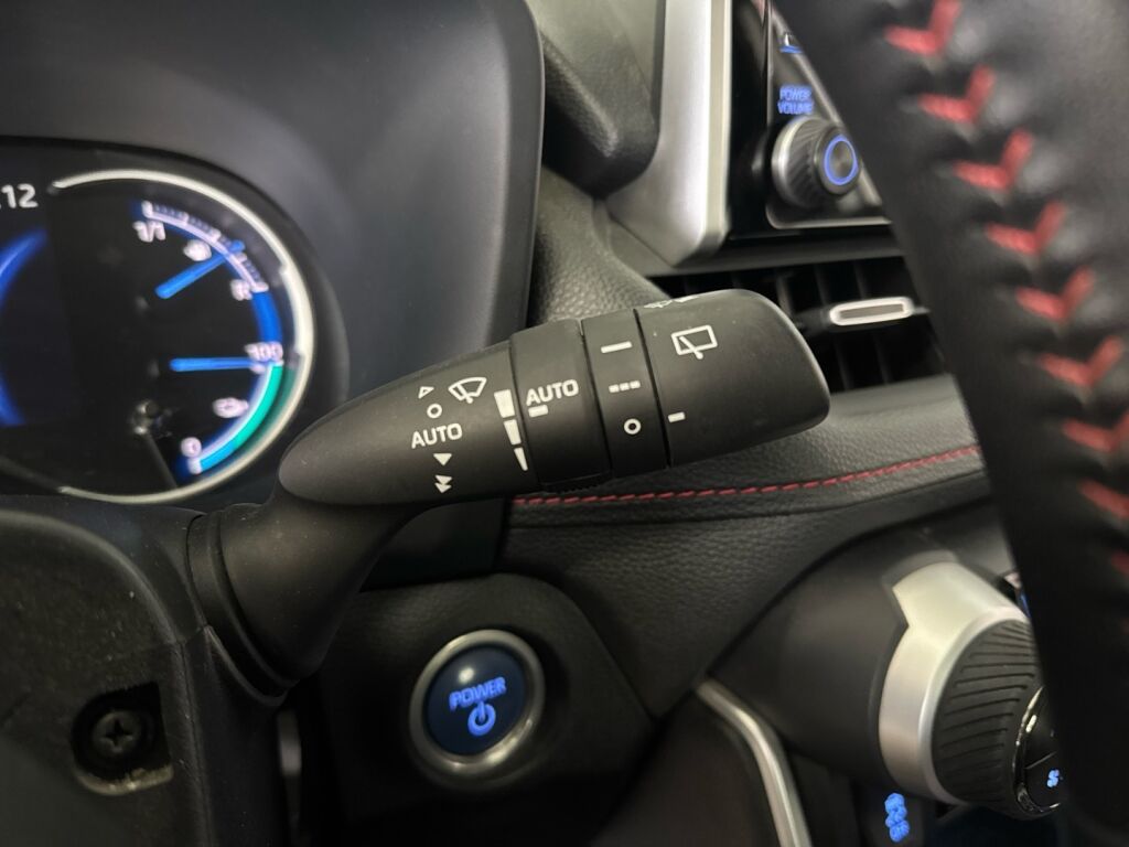 Toyota RAV4 Plug-in 2022 Valkoinen