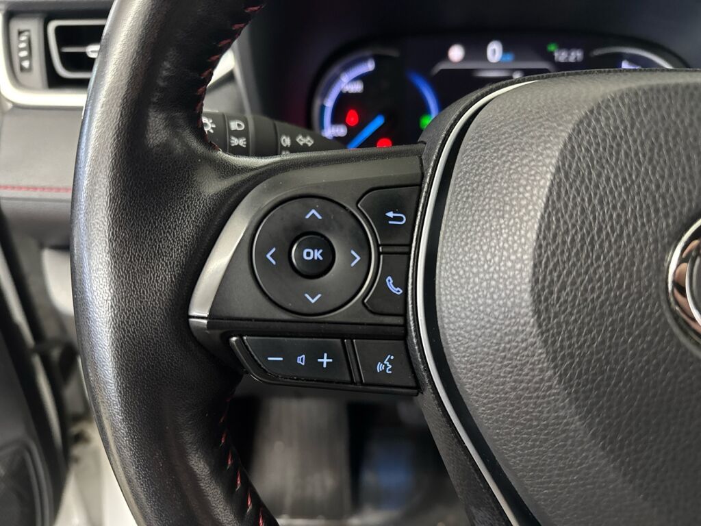 Toyota RAV4 Plug-in 2021 