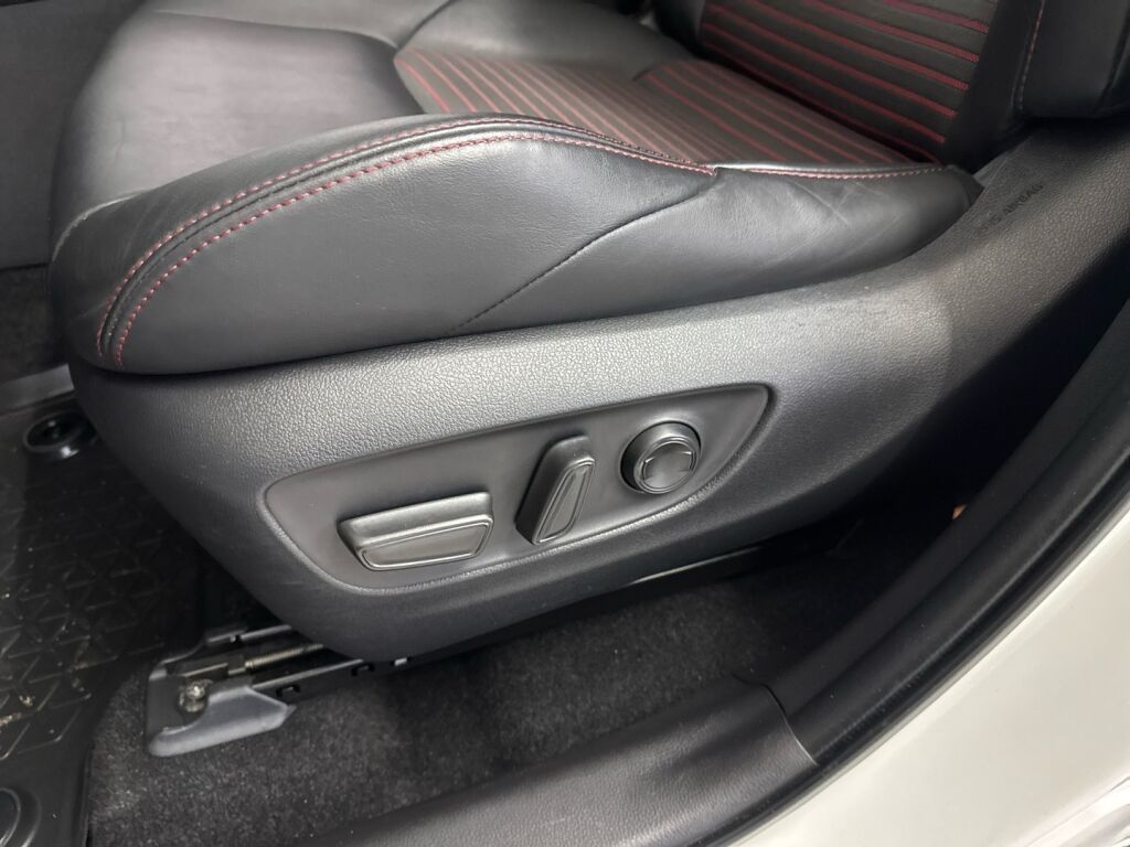 Toyota RAV4 Plug-in 2021 