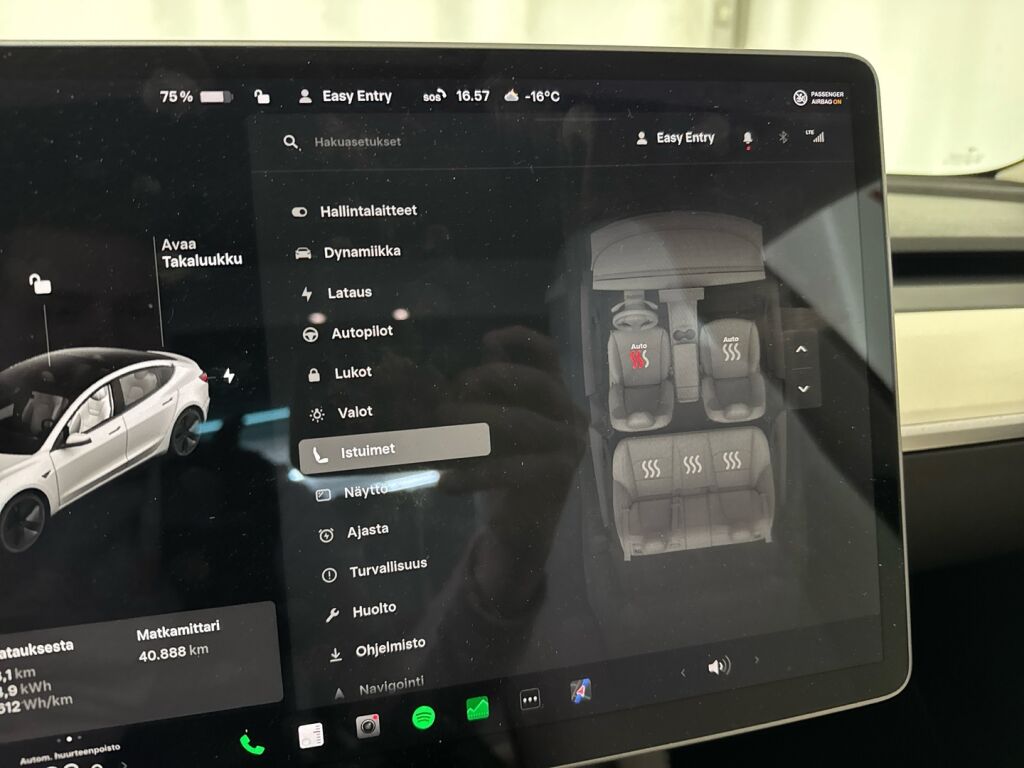 Tesla Model 3 2021 Valkoinen