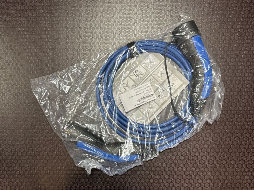 Ford Transit Custom 2025 Magnetic