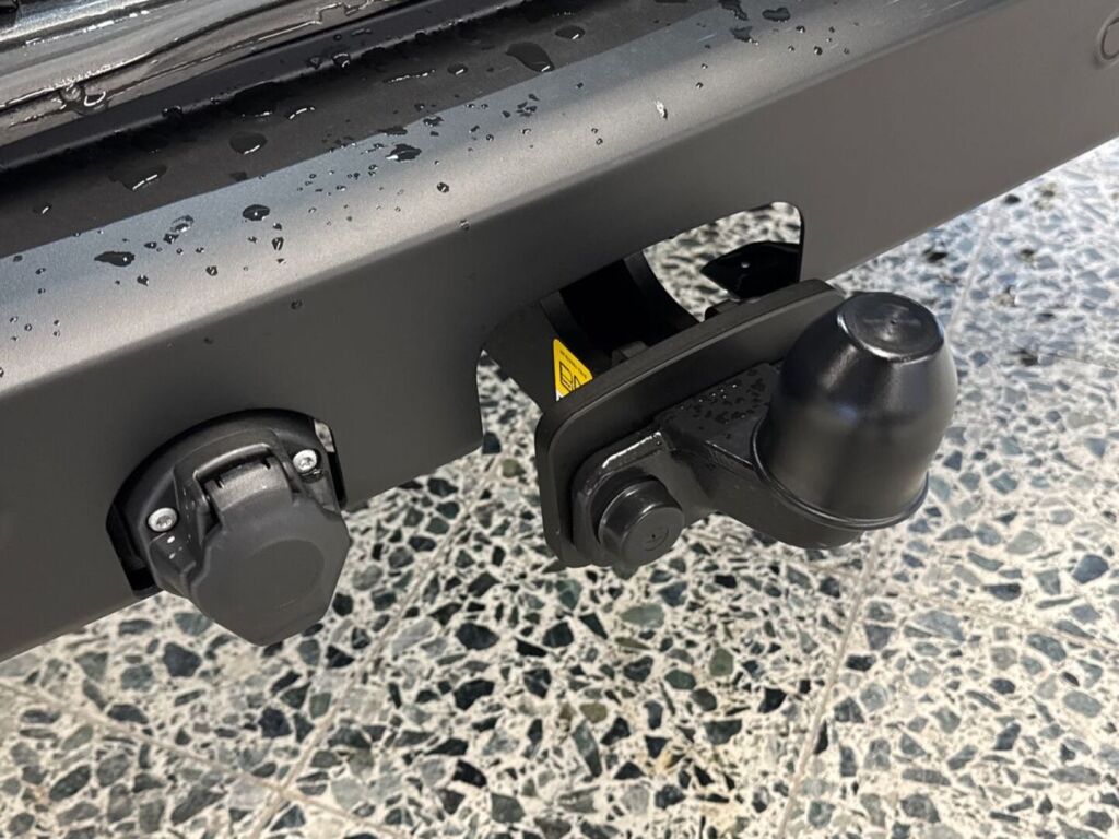 Ford Transit Custom 2025 Magnetic