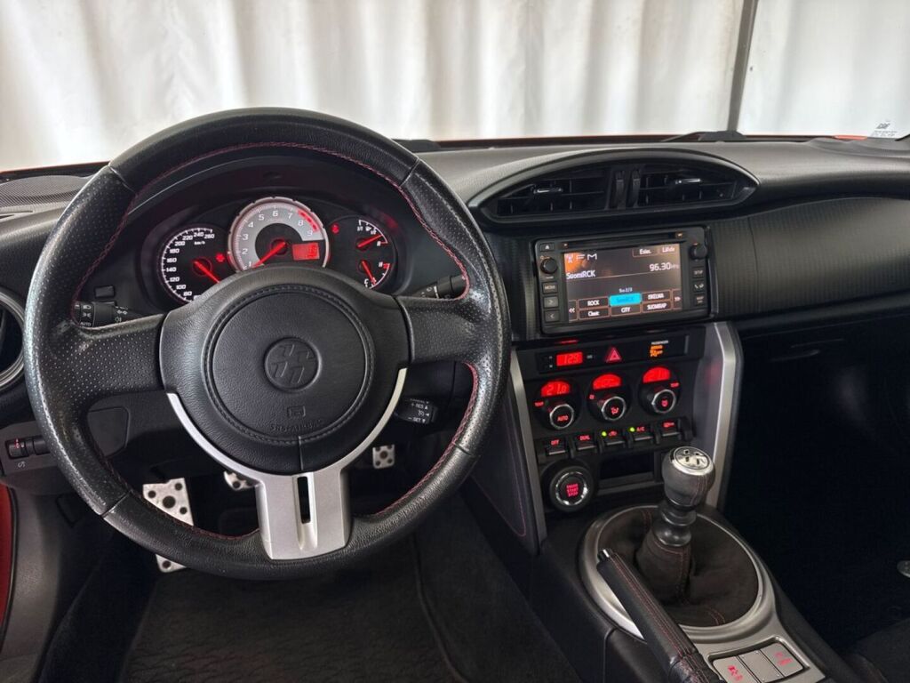 Toyota GT86 2012 Oranssi