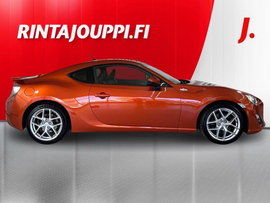 Toyota GT86 2012 Oranssi