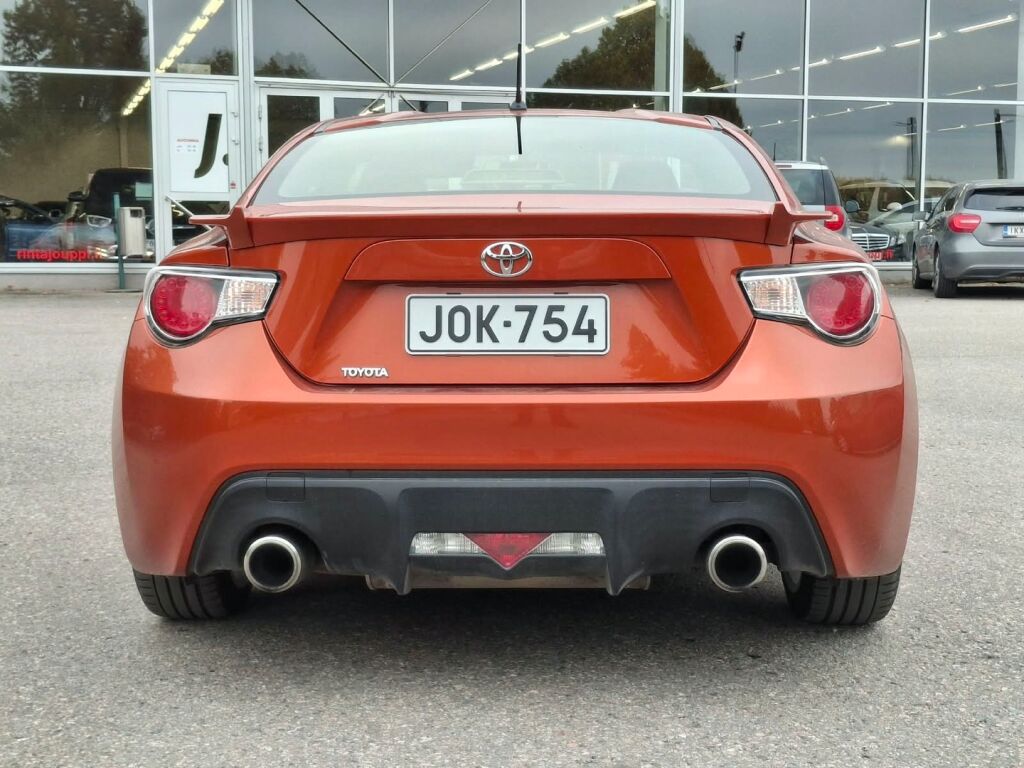 Toyota GT86 2012 Oranssi