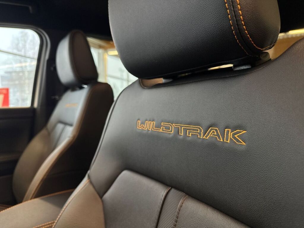 Ford Ranger 2025 Frozen White