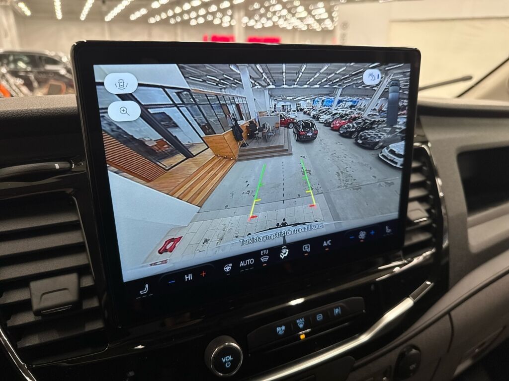 Ford Transit 2026 Frozen White