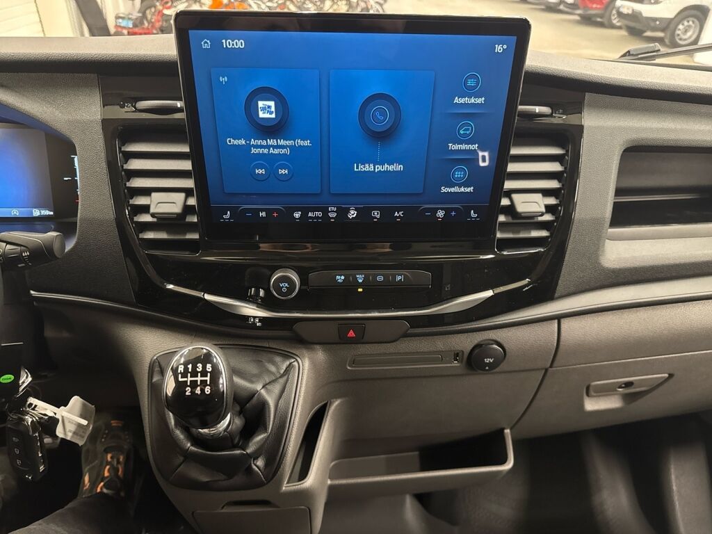 Ford Transit 2026 Frozen White