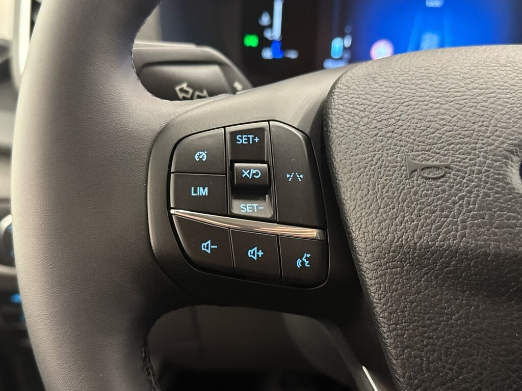 Ford Transit 2026 Frozen White