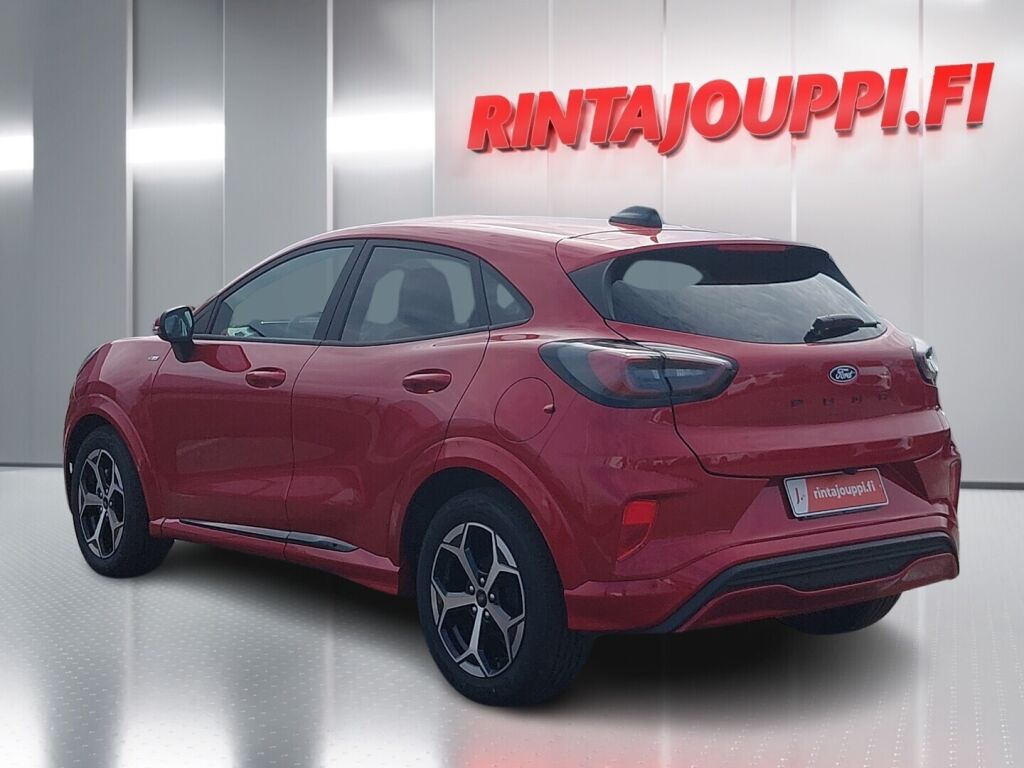 Ford Puma 2025 Punainen