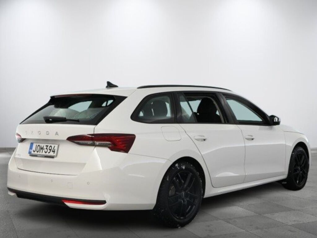 Skoda Octavia 2026 Valkoinen