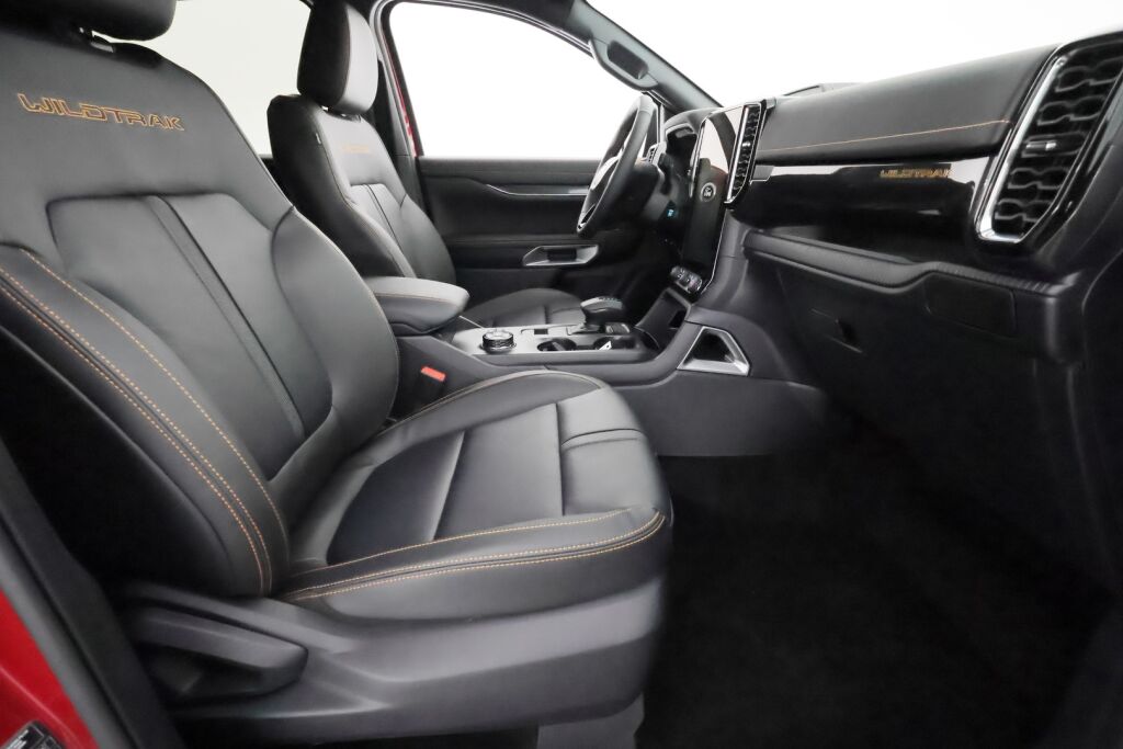 Ford Ranger 2025 Punainen