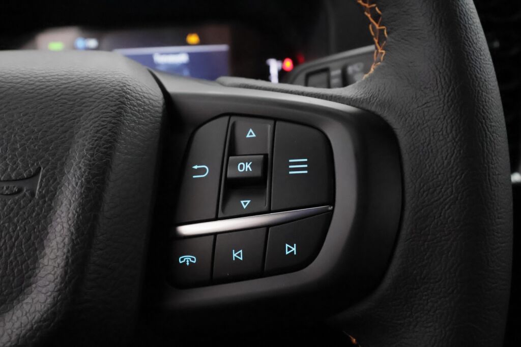 Ford Ranger 2025 Punainen