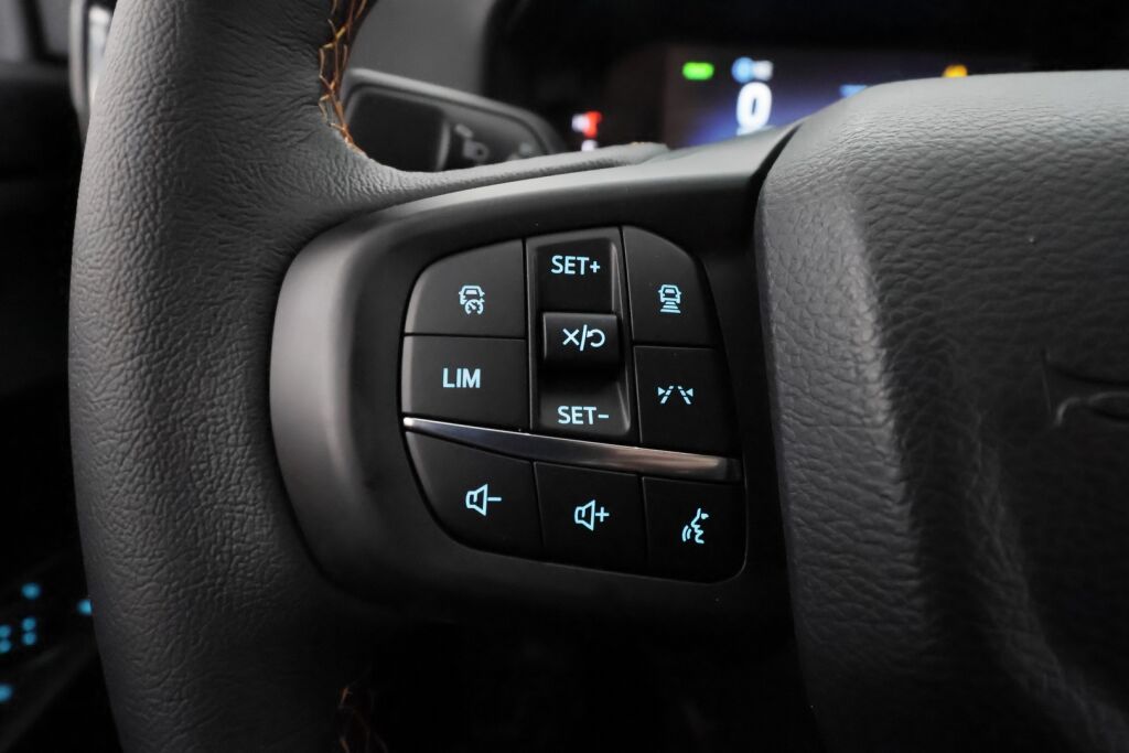 Ford Ranger 2025 Punainen