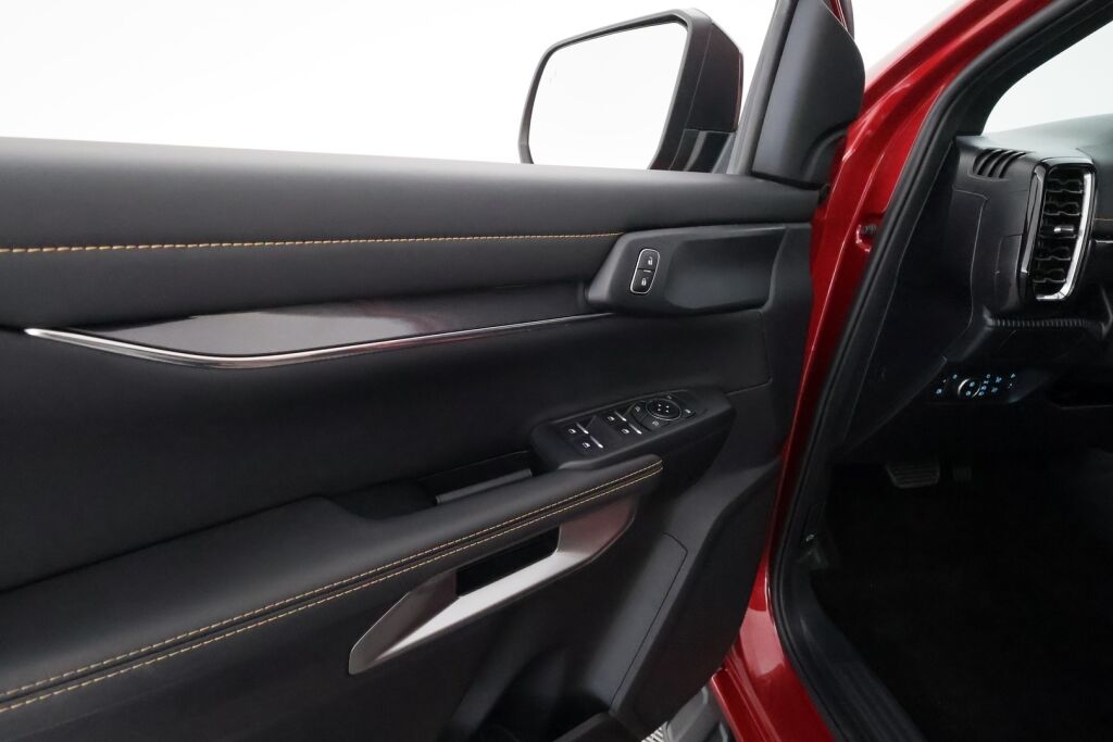 Ford Ranger 2025 Punainen