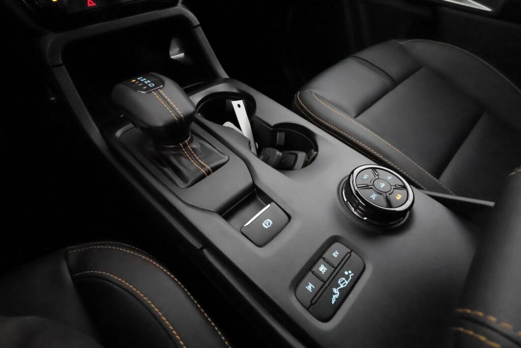 Ford Ranger 2025 Punainen