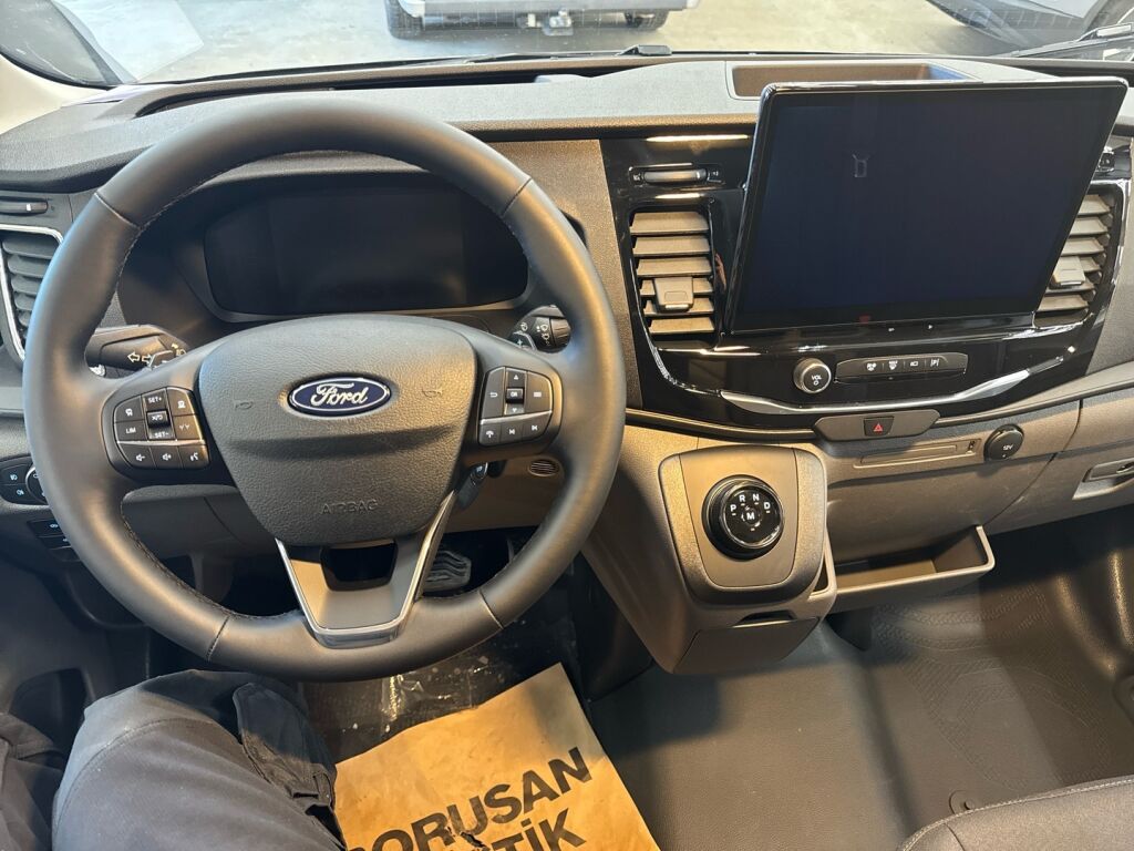 Ford Transit 2026 Harmaa