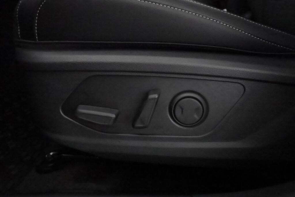 Kia Sportage 2025 Punainen