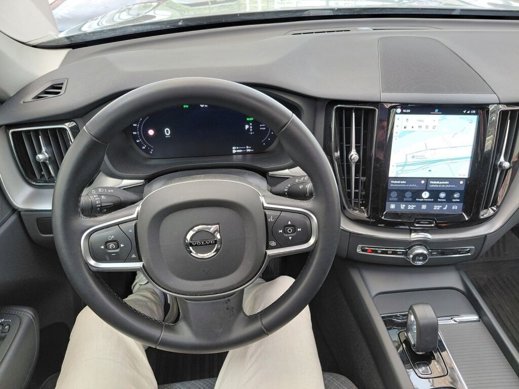 Volvo XC60 2024 Harmaa