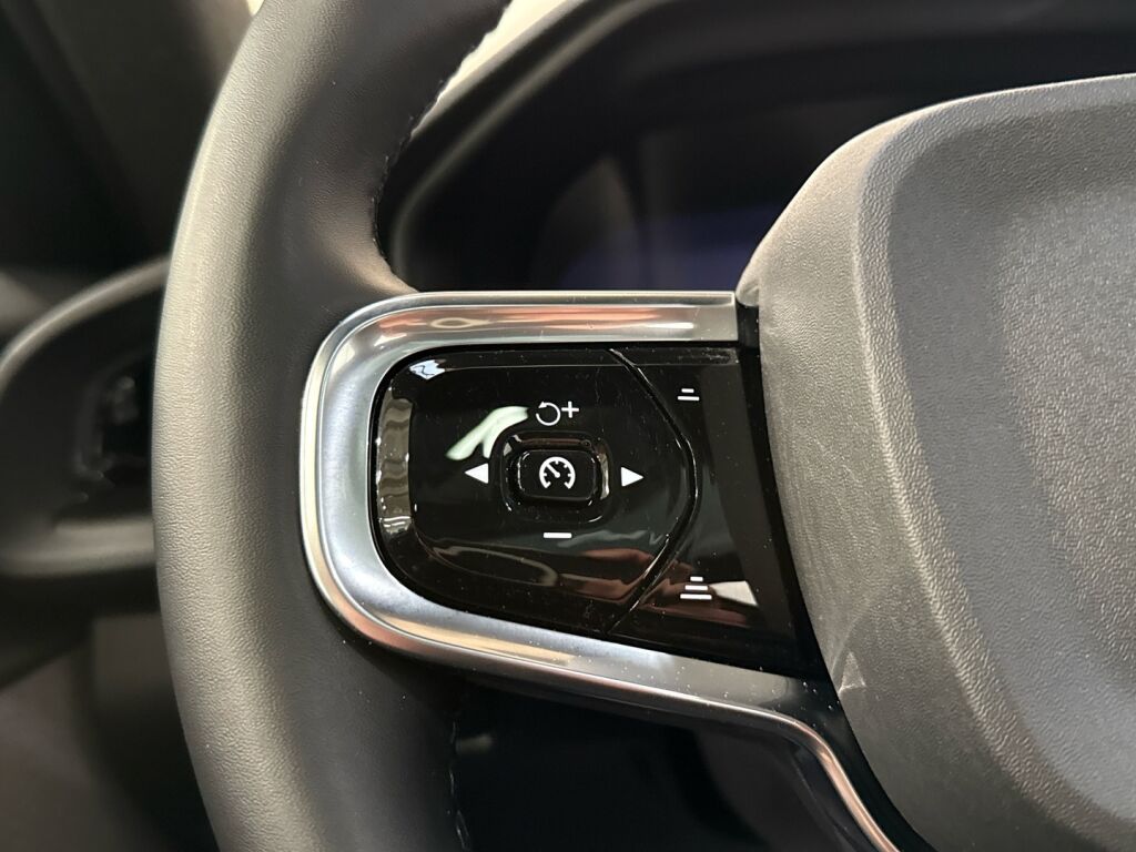 Polestar 2 2023 Thunder