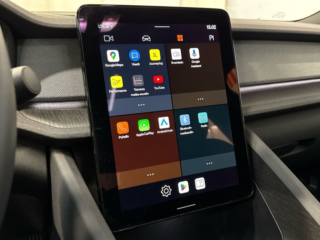 Polestar 2 2023 Thunder