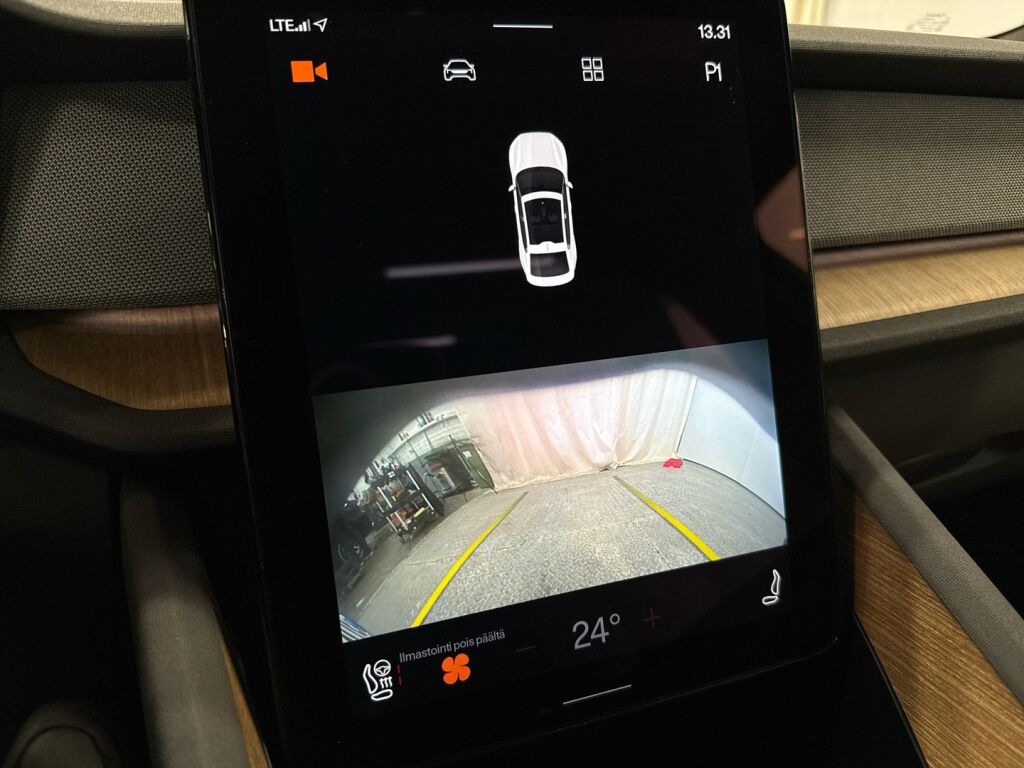 Polestar 2 2023 Snow