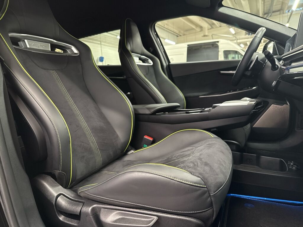 Kia EV6 2024 Musta
