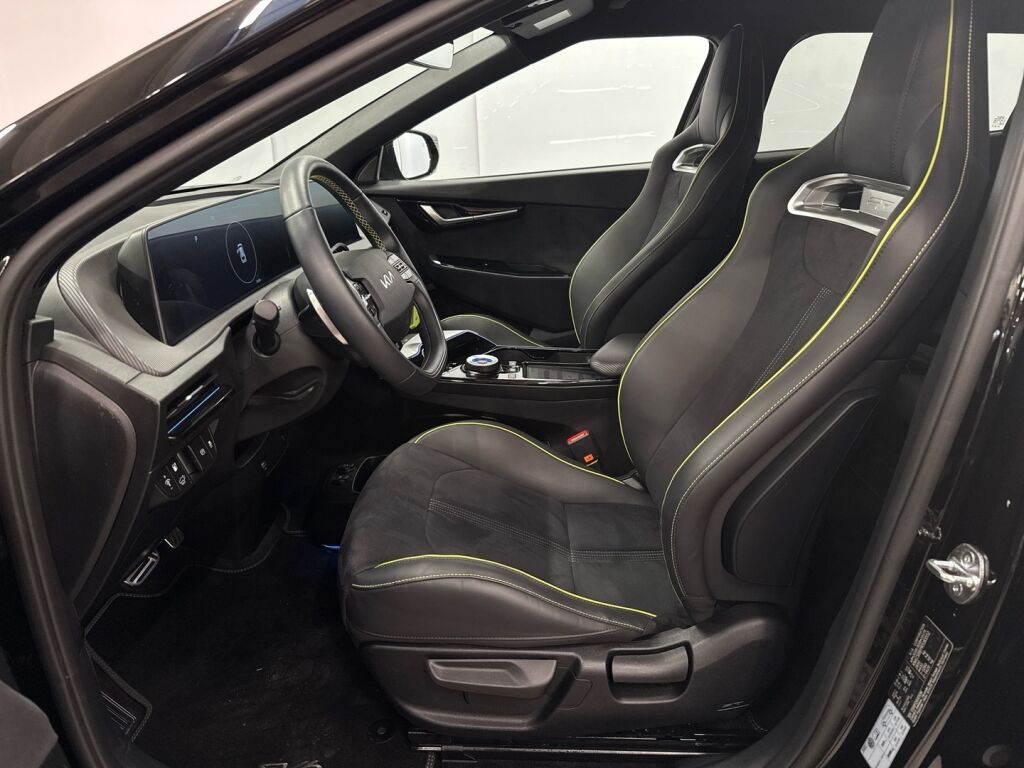 Kia EV6 2024 Musta