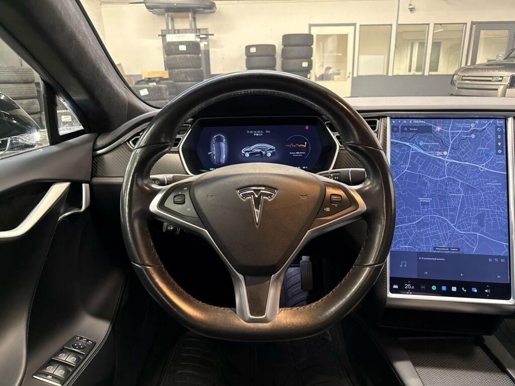 Tesla Model S 2018 Musta
