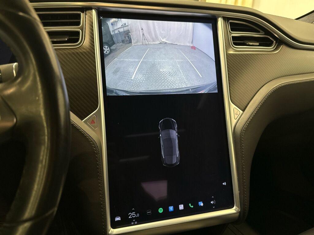 Tesla Model S 2018 Musta
