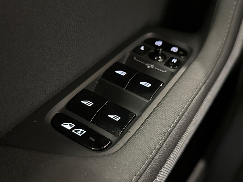 Polestar 2 2023 Magnesium