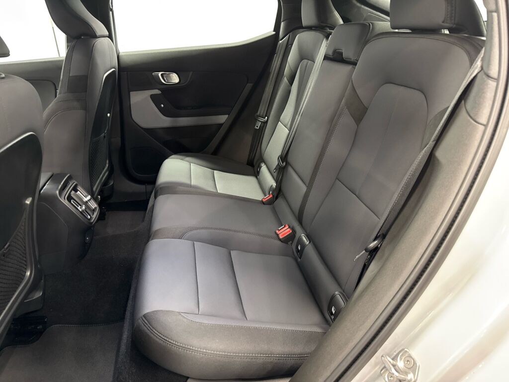 Polestar 2 2023 Magnesium