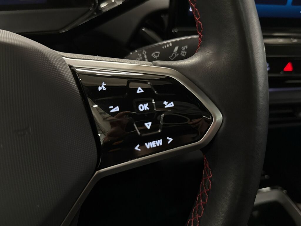 Volkswagen ID.5 2023 Glacier White -metalliväri