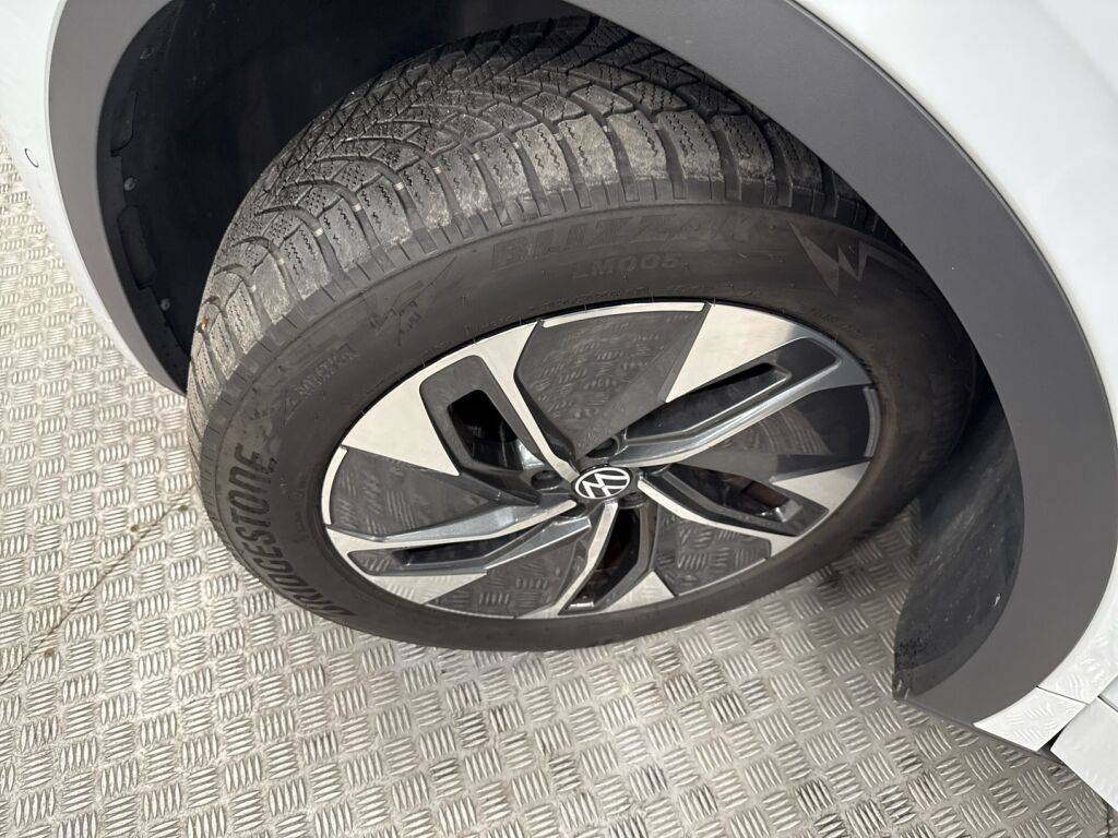 Volkswagen ID.5 2023 Glacier White -metalliväri