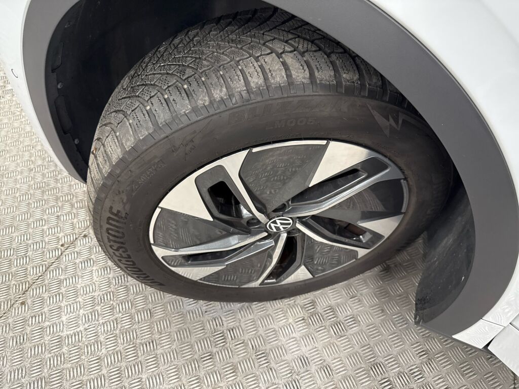 Volkswagen ID.5 2023 Glacier White -metalliväri