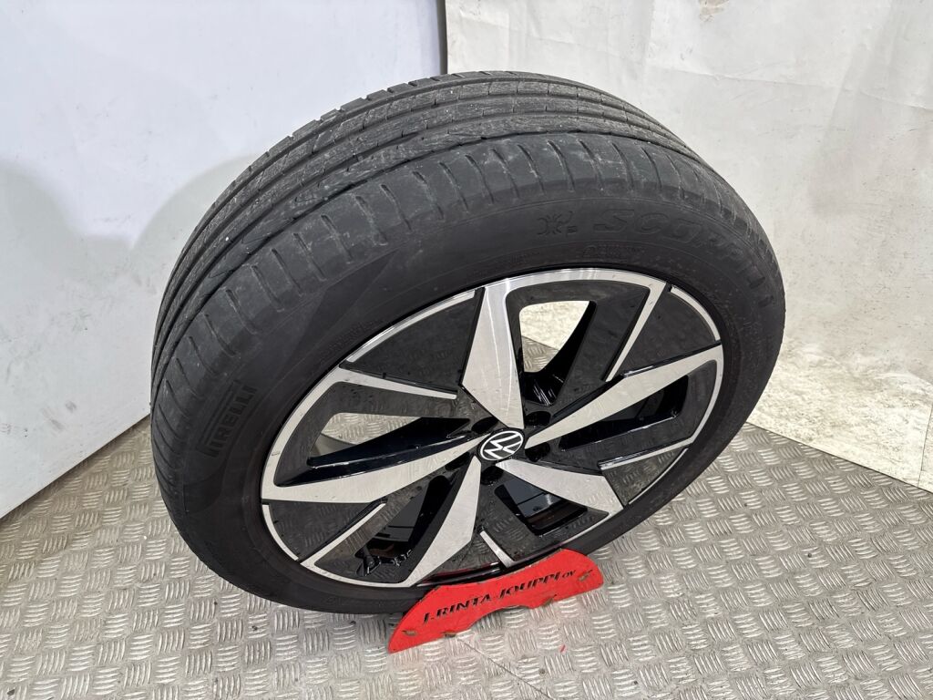 Volkswagen ID.5 2023 Glacier White -metalliväri